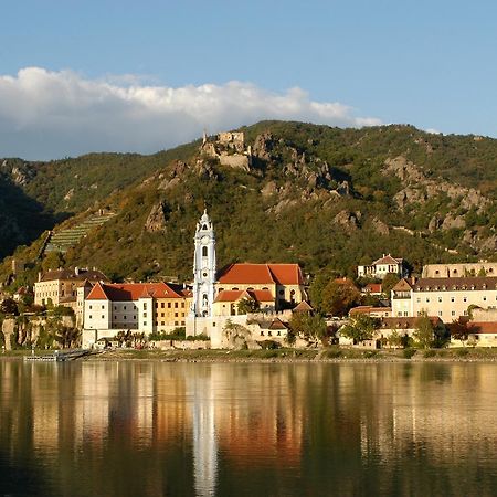 Weingut-Pension Stockingerhof Dürnstein Buitenkant foto