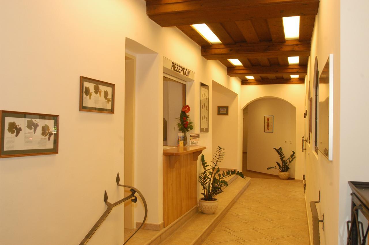 Weingut-Pension Stockingerhof Dürnstein Buitenkant foto